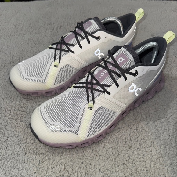 NWOB On Running Women's Cloud X Shift Running Shoe, Undyed-White/Heron Size 10.5 - Picture 3 of 10